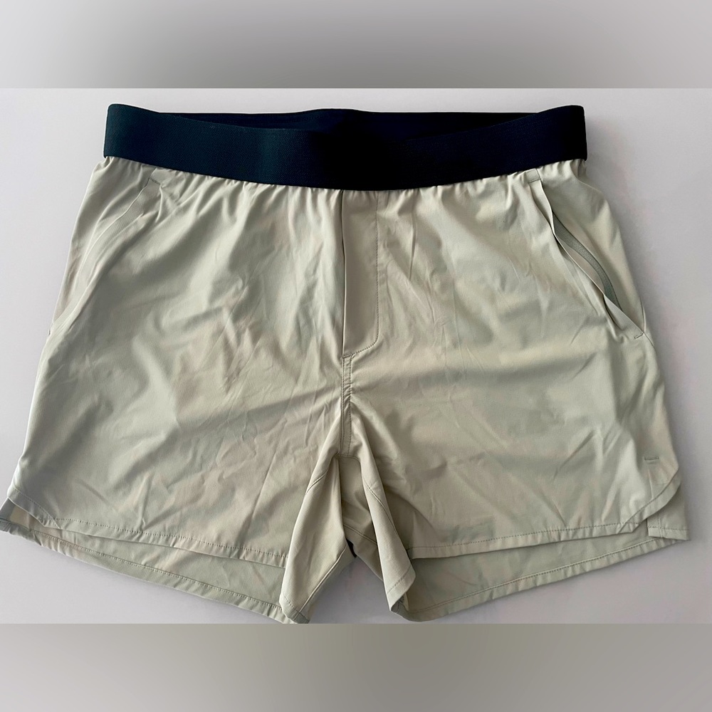 NWT Ten Thousand Tactical shorts - highland large
